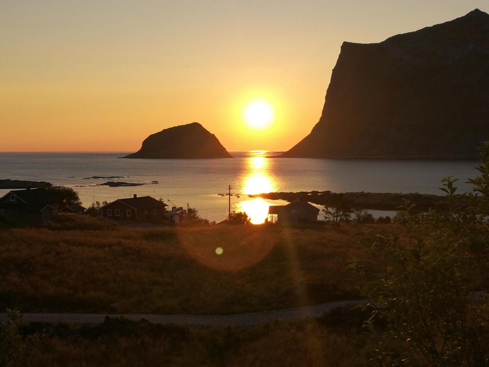 Cabin Panorama Lofoten With Jacuzzi Magic View Offersoya Exterior photo